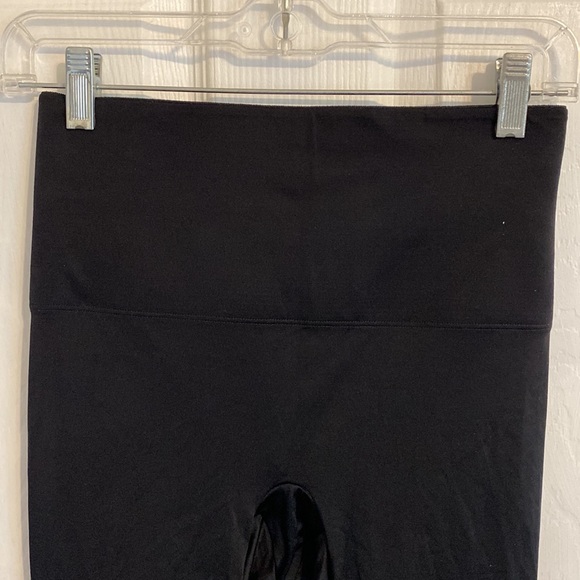 Black shapewear pants, comes to the knee. EUC, worn once. No defects or stains - Picture 2 of 4